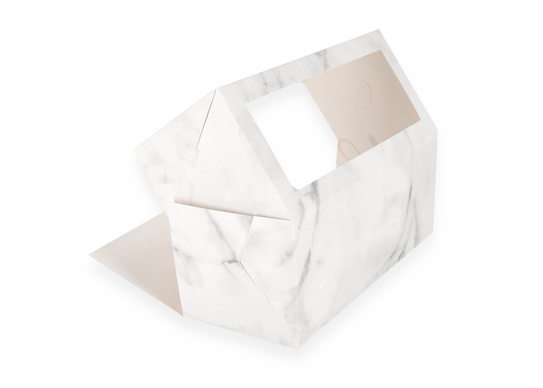 AKC/D3: 258x 125 x 120 mm Surenkama dėžutė pyragui su PVC langeliu<br>marmuro spalvos 2